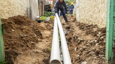 Se licitó el completamiento de la red cloacal y de agua del barrio Compal