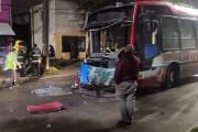 Terrible choque de colectivos en La Plata: Nueve personas derivadas a hospitales