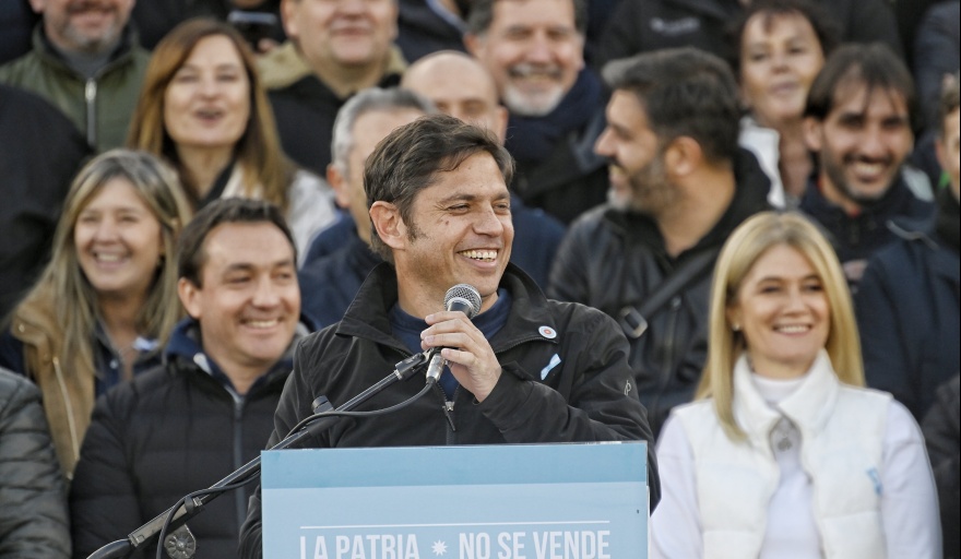 Kicillof cargó contra la “estafa” de Milei y llamó a marchar hasta “derrumbar la Ley Bases”