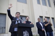 Kicillof pasó factura y recordó que Milei “paralizó obras de 80 escuelas†en PBA