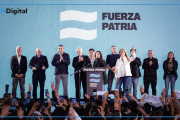 Sin felicitarlo, Kicillof dijo que Milei “se equivoca si festeja” el resultado electoral