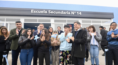 Kicillof inauguró una escuela en Pilar y advirtió por las secuelas de la motosierra