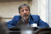Zago deslizó que hubo un “pacto” para que cayera la sesión que terminó en escándalo