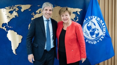 Tras rubricar el nuevo endeudamiento, Caputo se reunió en Washington con la titular del FMI