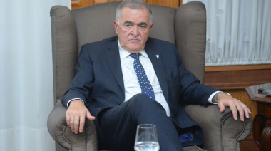 Gobernador colaboracionista le pide “diálogo más profundo” a la Rosada