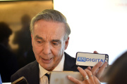 Pichetto le exigió a Caputo que “deje Twitter” y “se dedique a gestionar”