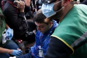 Gases, incidentes y tensión en la marcha de jubilados frente al Congreso
