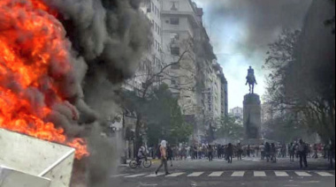 “Este modelo económico termina como el 2001”