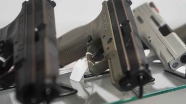 El Gobierno da vía libre a la compra y tenencia de armas semiautomáticas para civiles