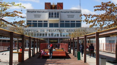 Desde el Garrahan le recordaron a Milei que el hospital “se está viniendo a pique por su política”