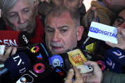 Luis Juez ahora se muestra indignado: “¿No hay plata para discapacidad pero sí para la cometa?”