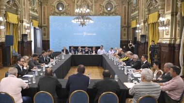 Kicillof almorzó con intendentes del conurbano para comenzar a diagramar la campaña