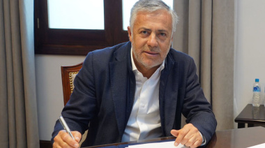 Gobernador aliado relativiza el escándalo de las coimas: “Gente que ni conozco”