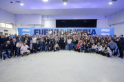 “Acá nadie se desmoviliza”: Kicillof, intendentes y candidatos cierran filas para el 26 O