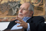Guelar dejó la diplomacia de lado: “Macri es un reverendo hijo de puta”