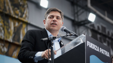 Kicillof destrozó a Milei en un acto de campaña: “Estafador, miserable y mentiroso”