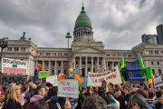 Masiva marcha para repudiar el veto de Milei a la emergencia en discapacidad