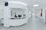 Denuncian que intendente libertario desmanteló un centro de salud inaugurado por Kicillof