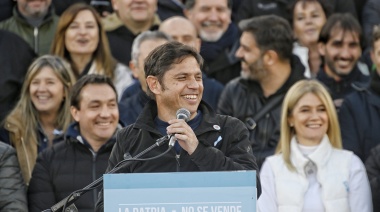 Kicillof cargó contra la “estafa” de Milei y llamó a marchar hasta “derrumbar la Ley Bases”