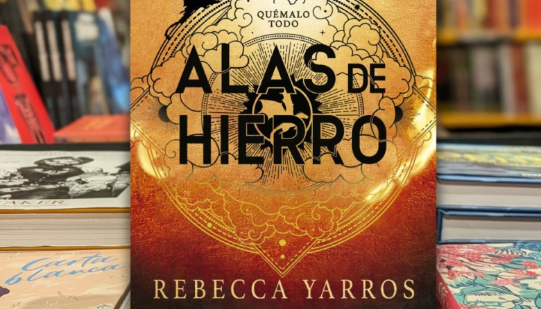 “Alas de hierro” ratifica el fenómeno literario de Rebecca Yarros