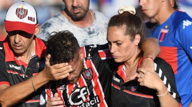 Un hincha de Tigre agredió con una botella a un jugador de Chacarita y se suspendió el partido