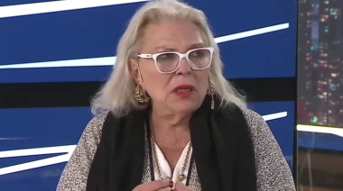 “Vamos a terminar muy mal”: Carrió le pidió al ministro Caputo “que no estafe a la gente”
