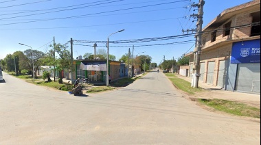 Un comerciante arrolló con su camioneta a dos motochorros que acababan de robarle en Merlo