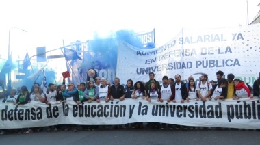 Por falta de aumento salarial, docentes universitarios preparan un paro de 72 horas