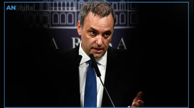 Adorni reemplazó a Milei, dijo que el dólar no se disparó pero sí que los mercados “están volátiles”