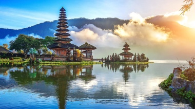 Cuáles son los destinos imperdibles para visitar en 2025 según la IA