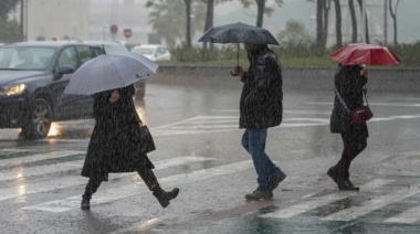 Alerta roja por lluvias y vientos: Piden “máxima precaución” a la ciudadanía
