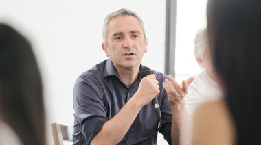 Larroque acusó a La Cámpora de propiciar un “golpe institucional” contra Kicillof