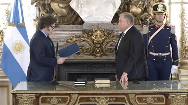 Juró Werthein y Milei prometió barrer a “los traidores” de Cancillería
