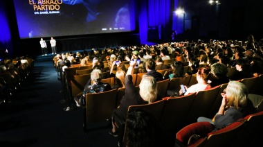 Resistencia al desguace libertario: una multitud copó la “casa del cine nacional”