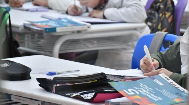 “Queremos que el control del aula lo tenga el docente y no el celular”