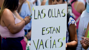 El Gobierno justificó la retención de alimentos: “No se están pudriendo”