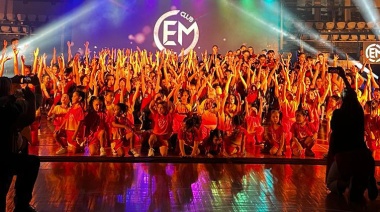 Impactante show aniversario del Club CEM La Plata