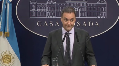 Adorni en modo disco rayado: “Decadencia”
