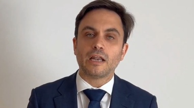 Tras rodar escaleras abajo, Marra dijo que seguirá “defendido las políticas” del Gobierno