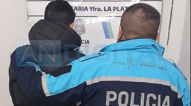 Vio a su ex en una plaza y le disparó desde su moto en La Plata: Lo detuvieron