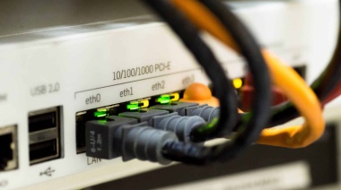 Alertan por la creciente carga impositiva en los servicios de internet