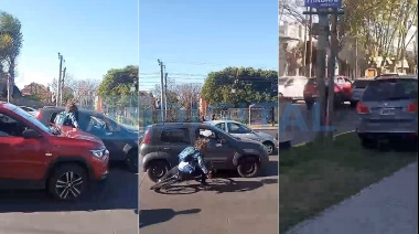 El relato salvaje de un automovilista en Bernal: Aplastó a una ciclista contra otro auto