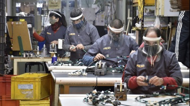 La industria pyme cayó un 26,9 % en diciembre y cerró el 2023 con un negativo de 2,6 %