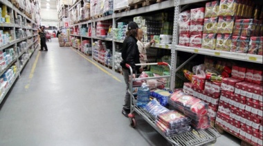 Consumo a la baja: Cayeron las ventas en supermercados y mayoristas