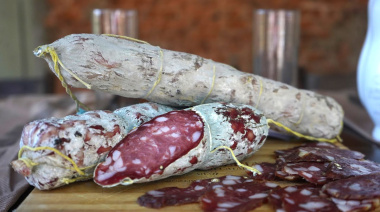 Mercedes cumple medio siglo celebrando al salame quintero