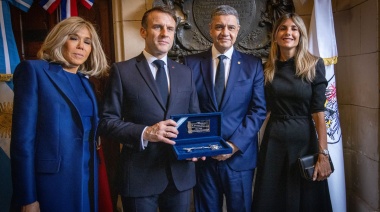 Jorge Macri le entregó la Llave de la Ciudad a Emmanuel Macron