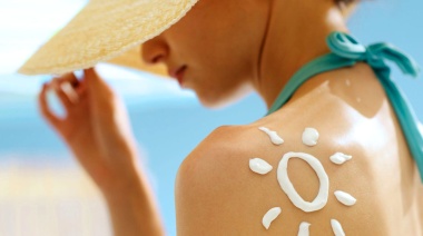 Se acerca el verano y tu piel lo sabe: cuidarse no es optativo