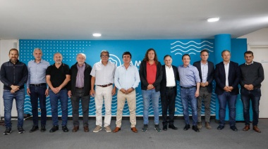 Intendentes y las dos CTA abogan por un “urgente un cambio de rumbo”