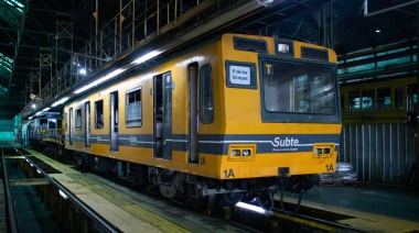 Rematan viejos coches del subte