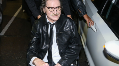 Charly García cumple 74 años: brindis con amigos y el cariño incondicional de sus fans